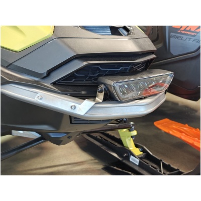 Quick-Light ledrampsfäste till Skidoo - inkl. OZZ XB1 P9" ledramp